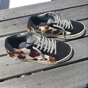 P448 Women's John Cow Brown Low Sneakers